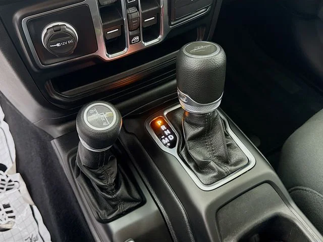 2022 Jeep Gladiator Sport S - Photo 16