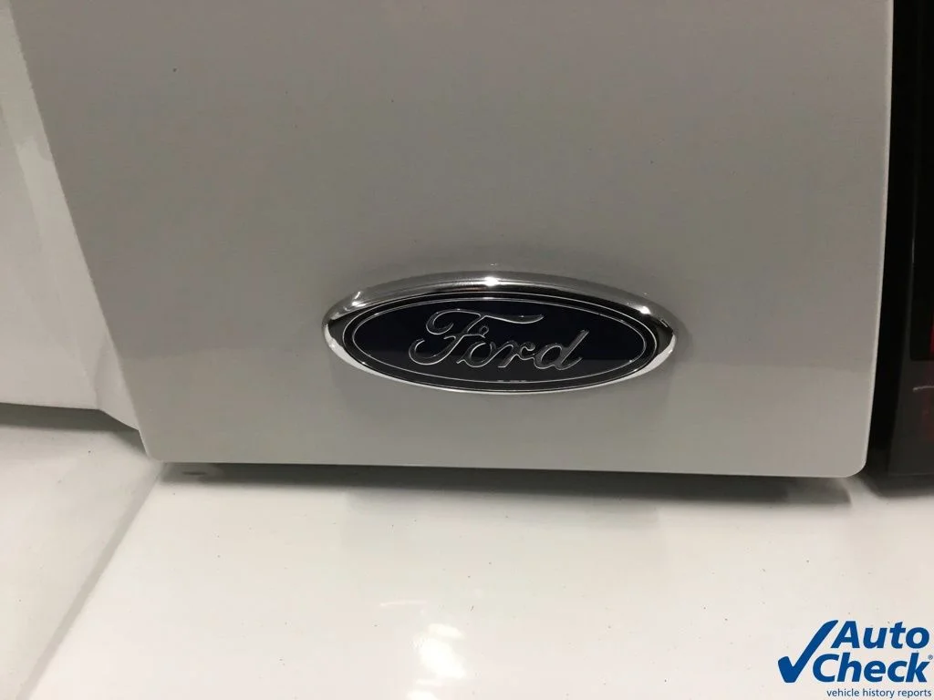 Used 2003 White Ford GT image 24