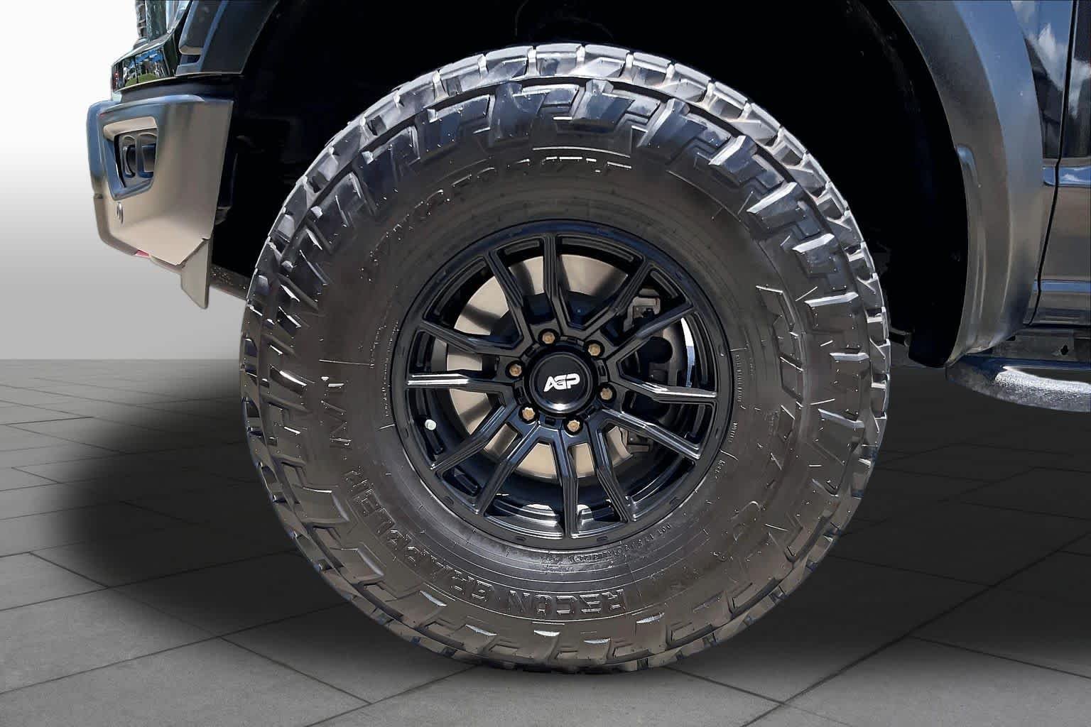 Used 2023 Agate Black Metallic Ford Raptor image 10