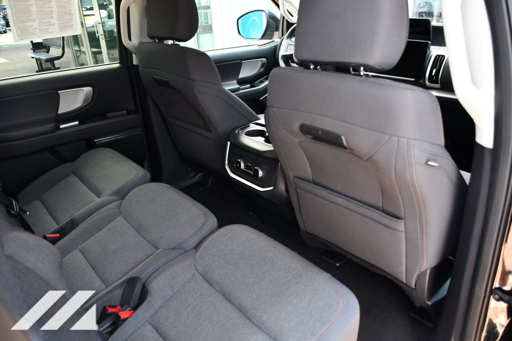 2025 Ford Expedition Active - Photo 29