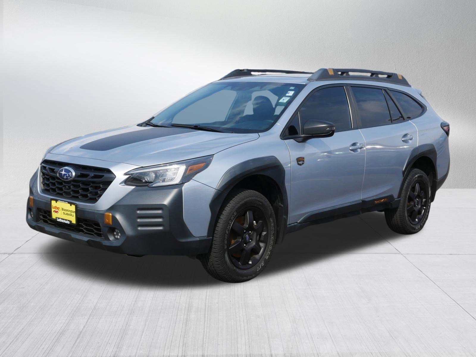 Used 2023 Ice Silver Metallic Subaru Wilderness image 3