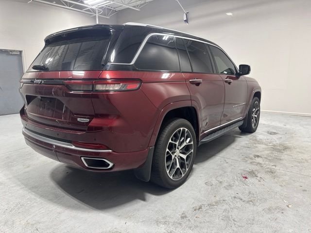 Used 2023 Red Jeep Summit Reserve image 5