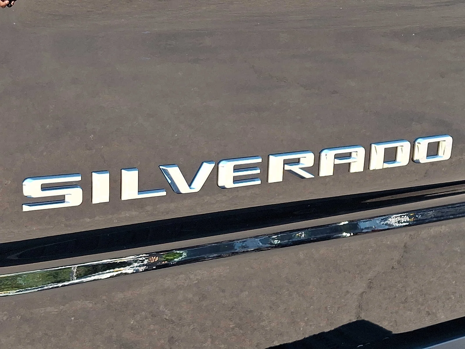 Used 2023 Black Chevrolet RST image 29