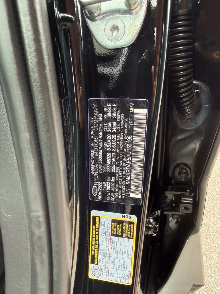 Used 2023 Black Hyundai Limited image 18