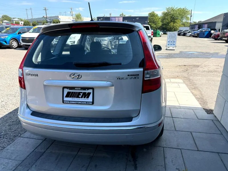 2011 Hyundai Elantra Touring GLS - Photo 21