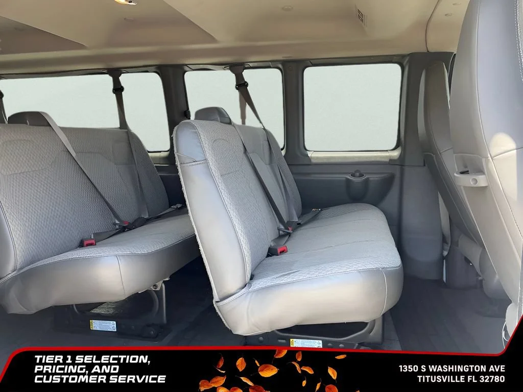 Used 2025 Summit White Chevrolet 1LT image 19