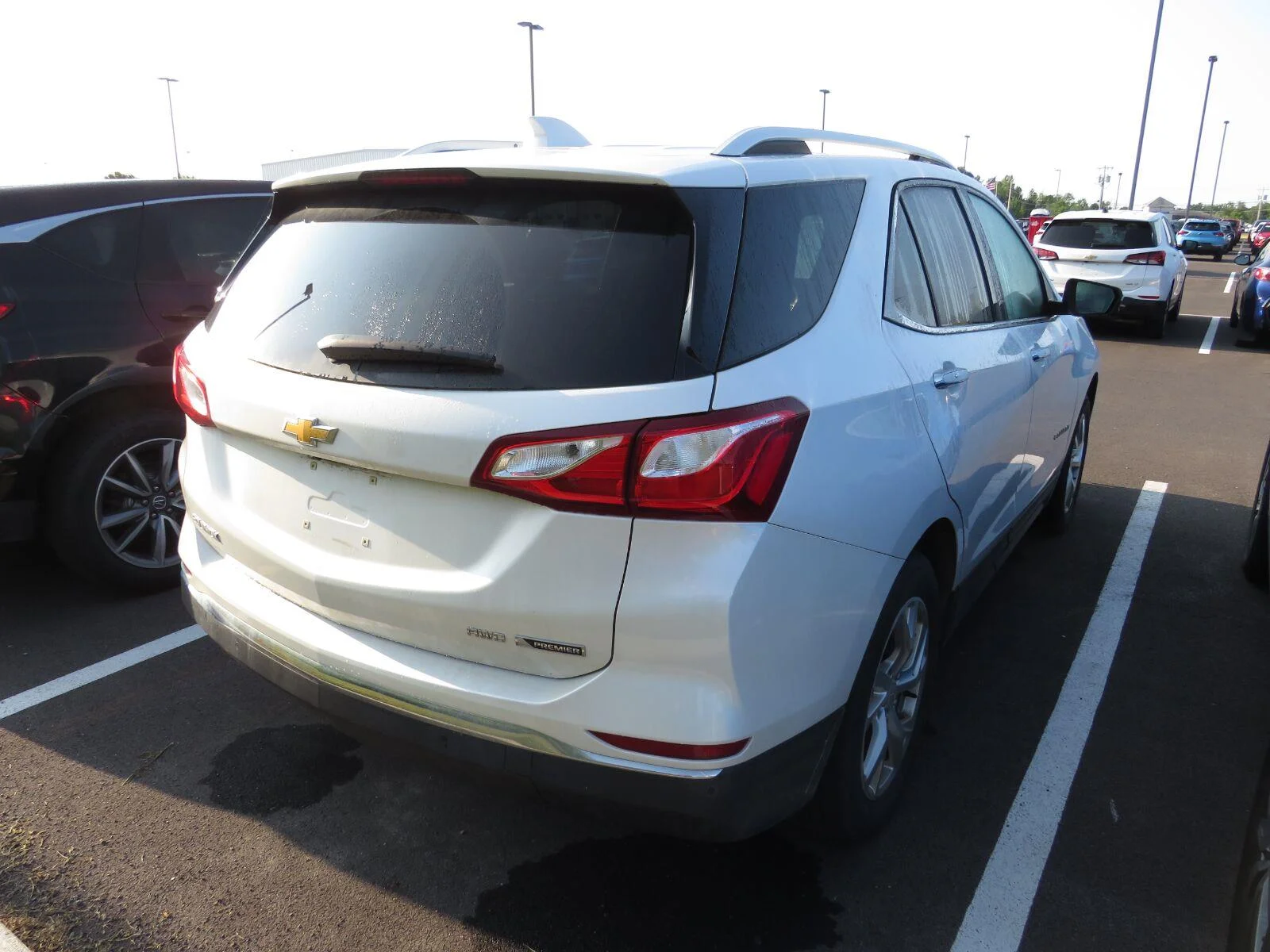 Used 2018 IRIDESCENT PEARL TRICOAT Chevrolet Premier image 10