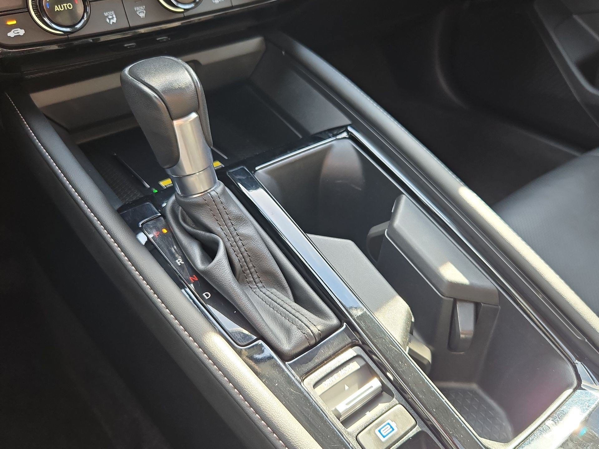 Certified Used 2024 Gray Honda Touring image 26
