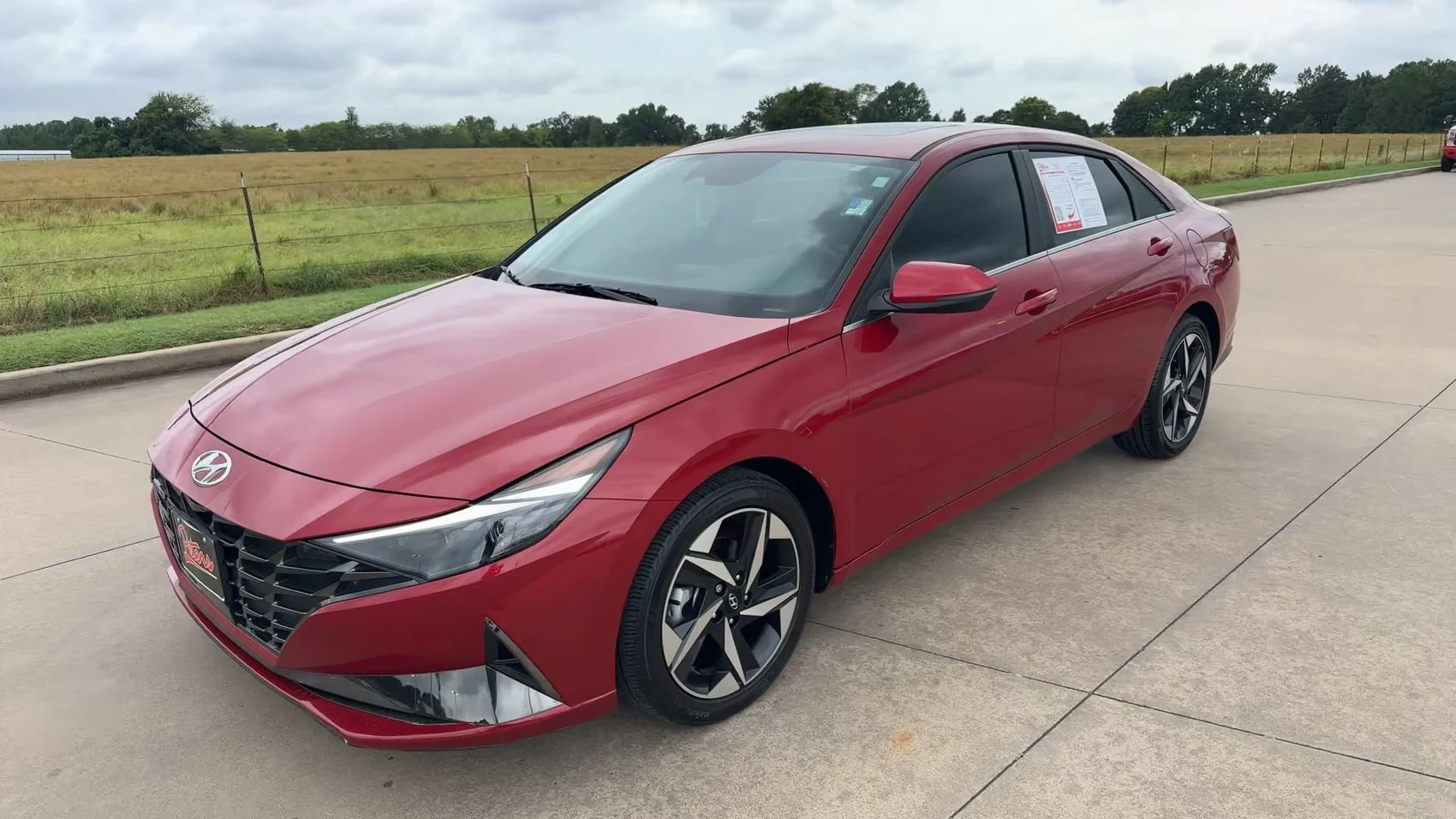 Used 2023 Scarlet Red Pearl Hyundai Limited image 5