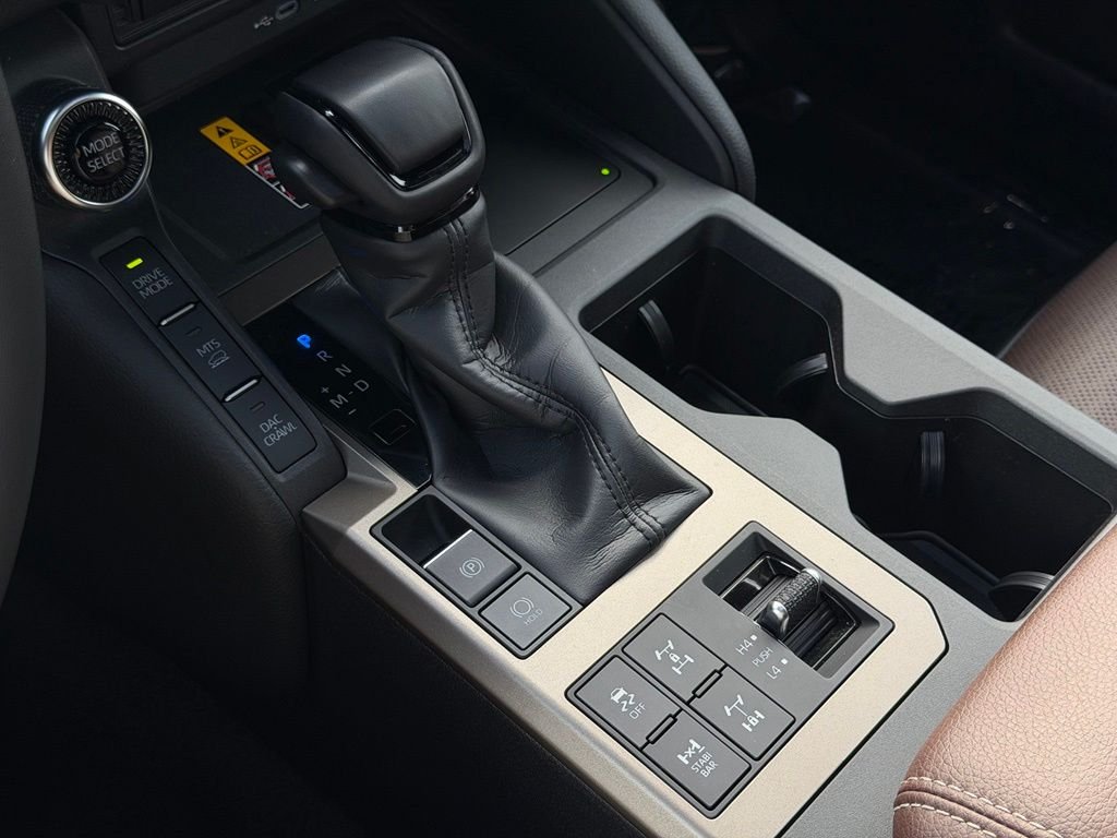 Used 2025 Gray Toyota Base image 31