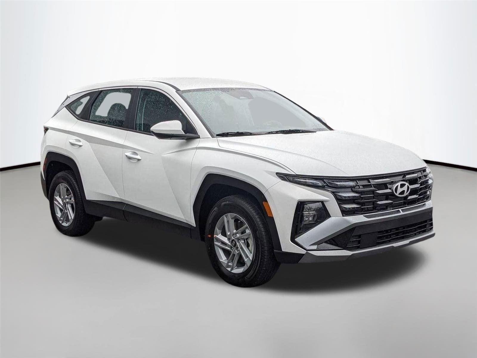 Used 2025 Serenity White Pearl Hyundai SE image 3