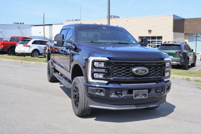 Used 2025 Blue Ford Lariat image 10
