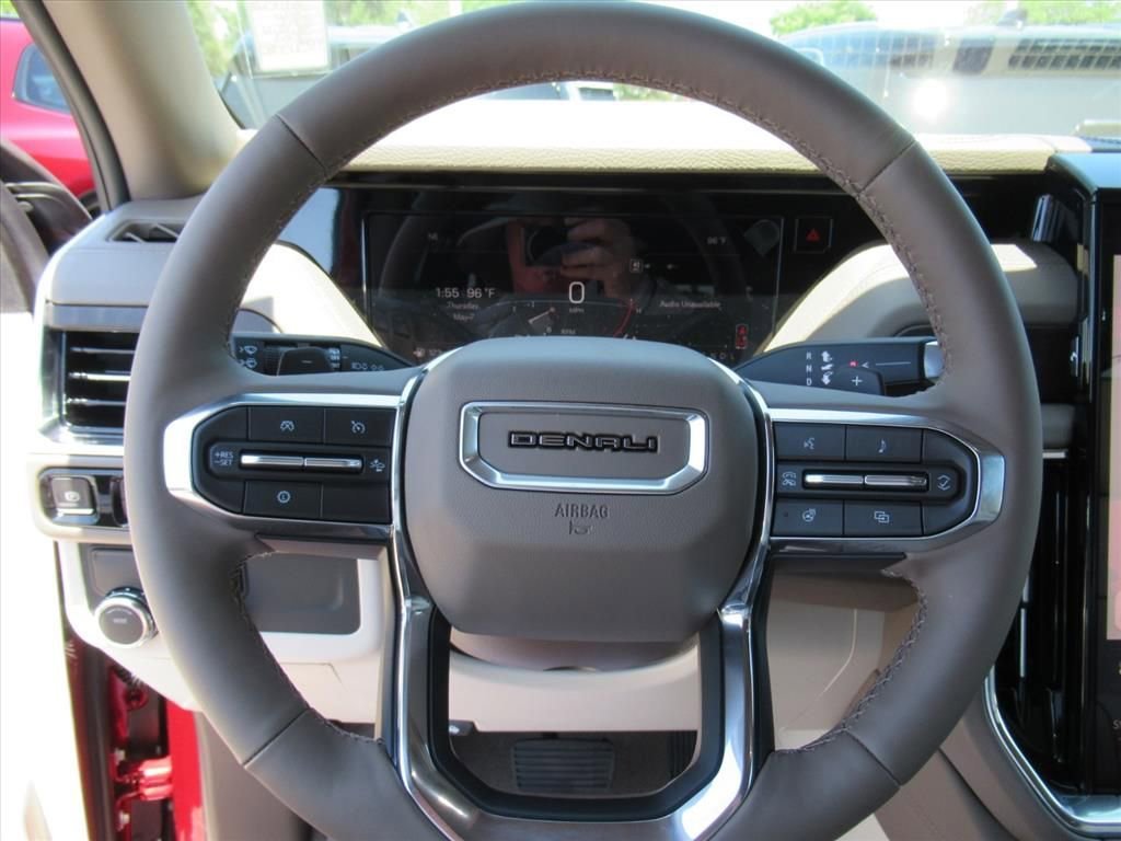 2026 GMC Yukon Denali - Photo 23