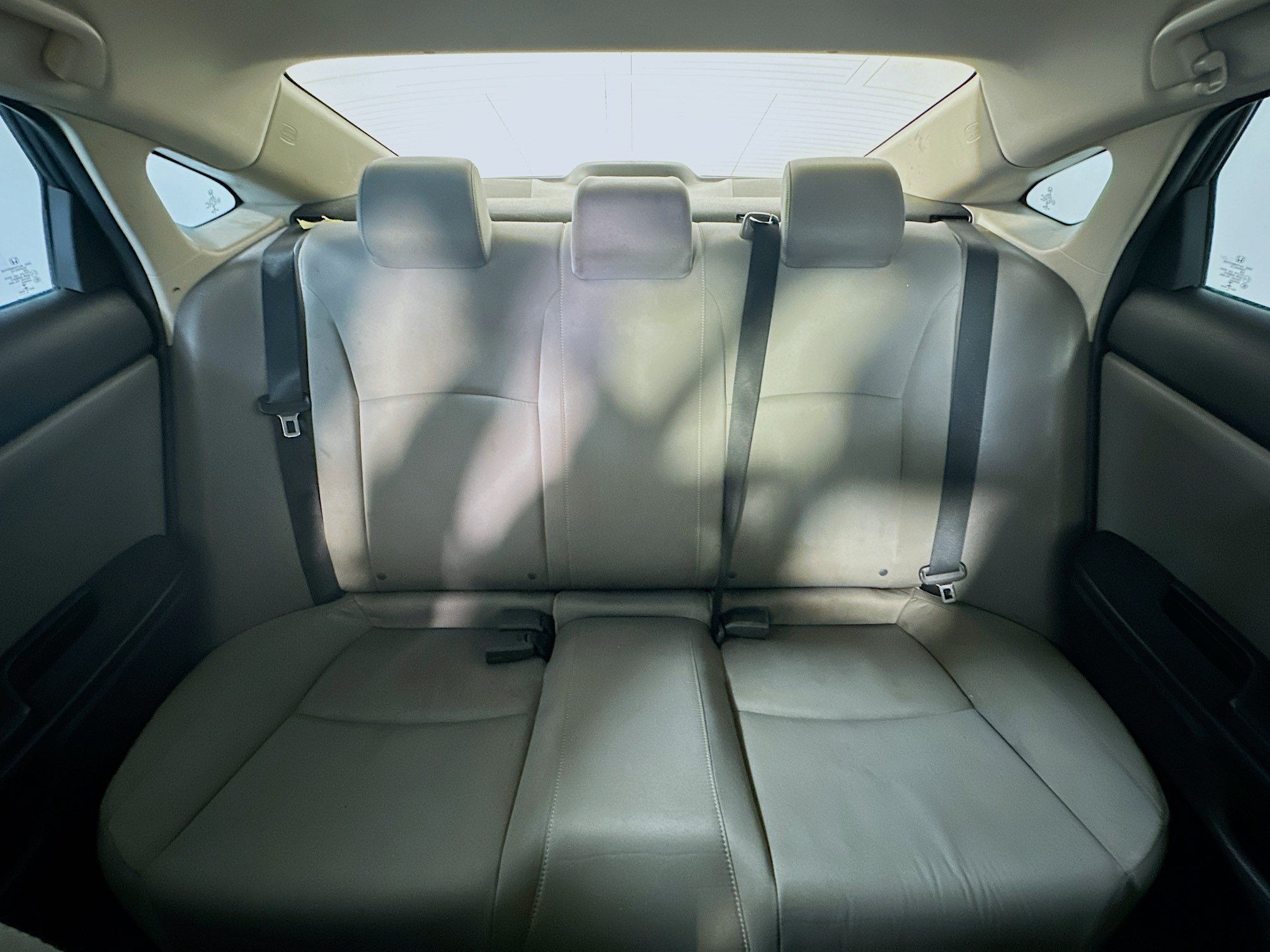 Used 2018 Gray Honda LX image 29