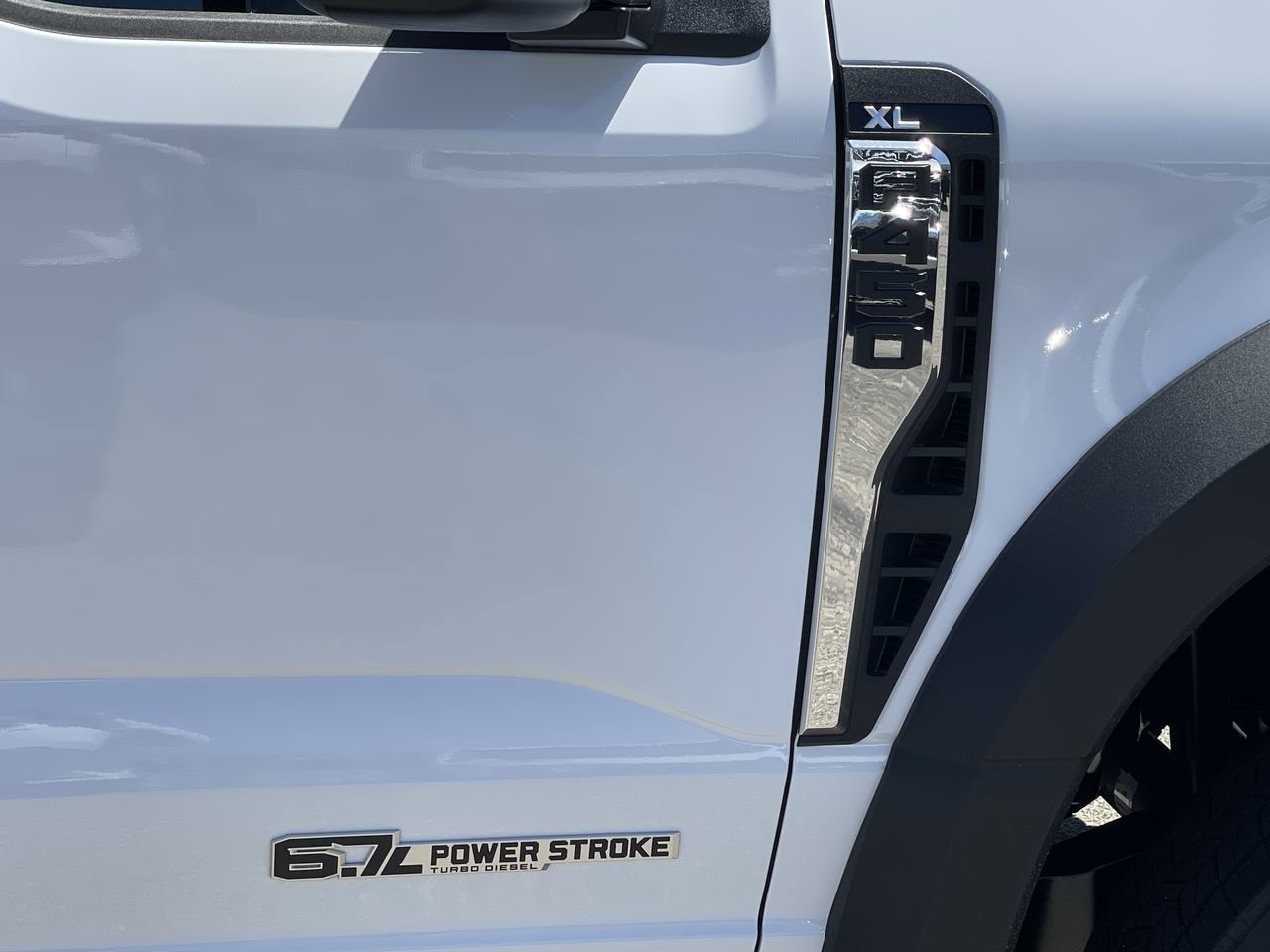 New 2026 Oxford White Ford  image 8