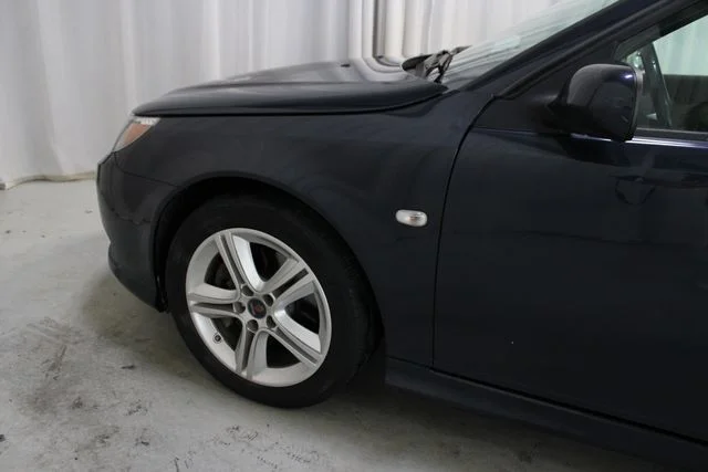Used 2011 Black Saab Turbo4 image 31