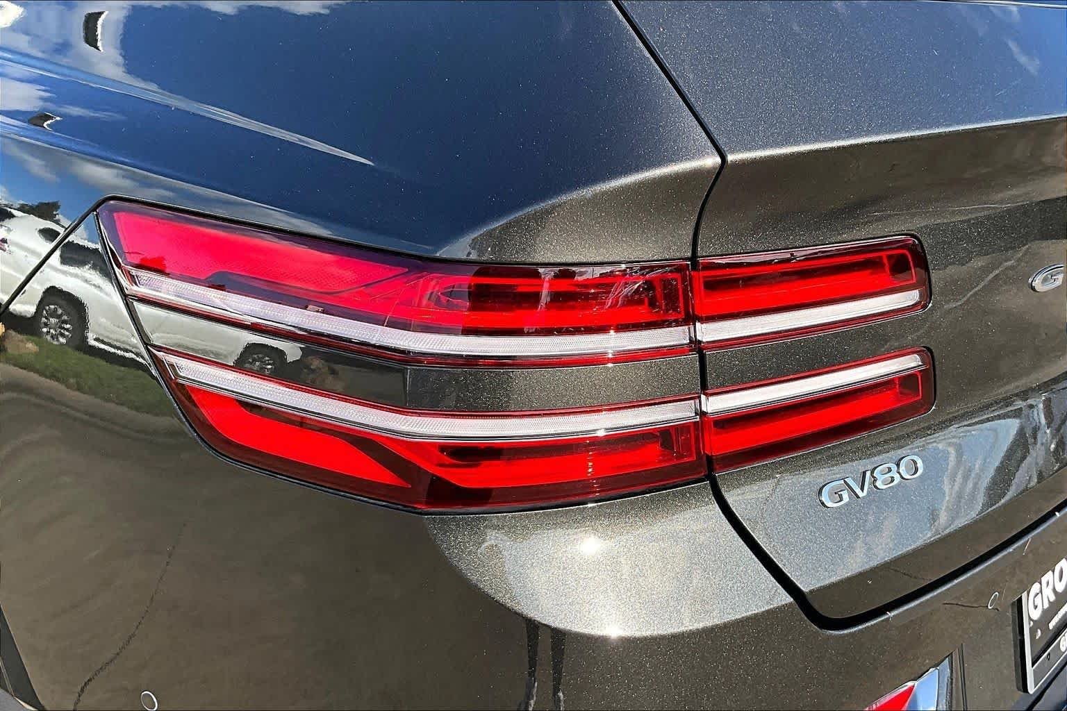 Used 2024 Makalu Gray Genesis  image 28