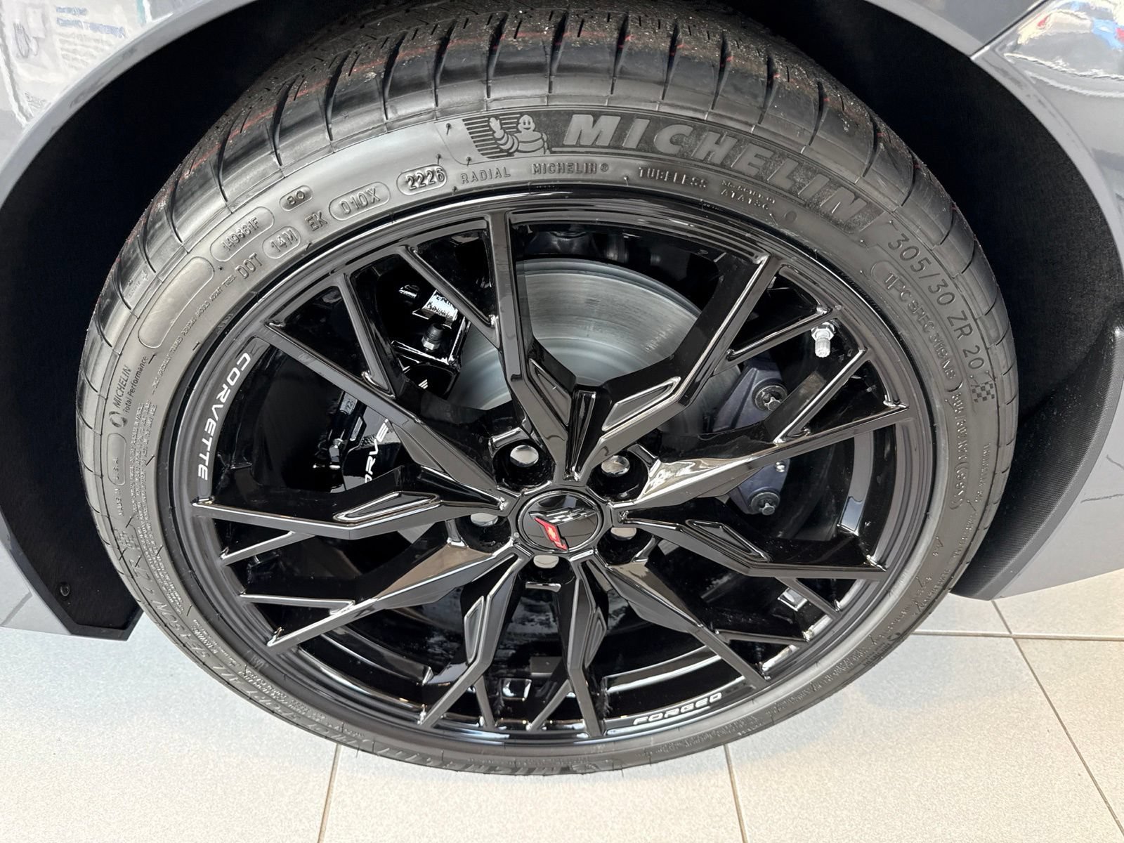 New 2027 Pitch Gray Metallic Chevrolet 1LT with Carbon Flash High Wing Spoiler - Gloss Black Wheels image 10
