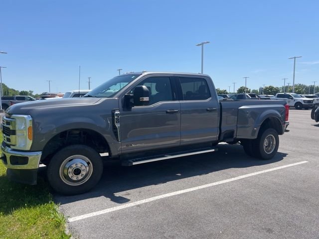 2023 Ford F-350 XLT 4x4 Crew Cab 8' Box DRW's photo
