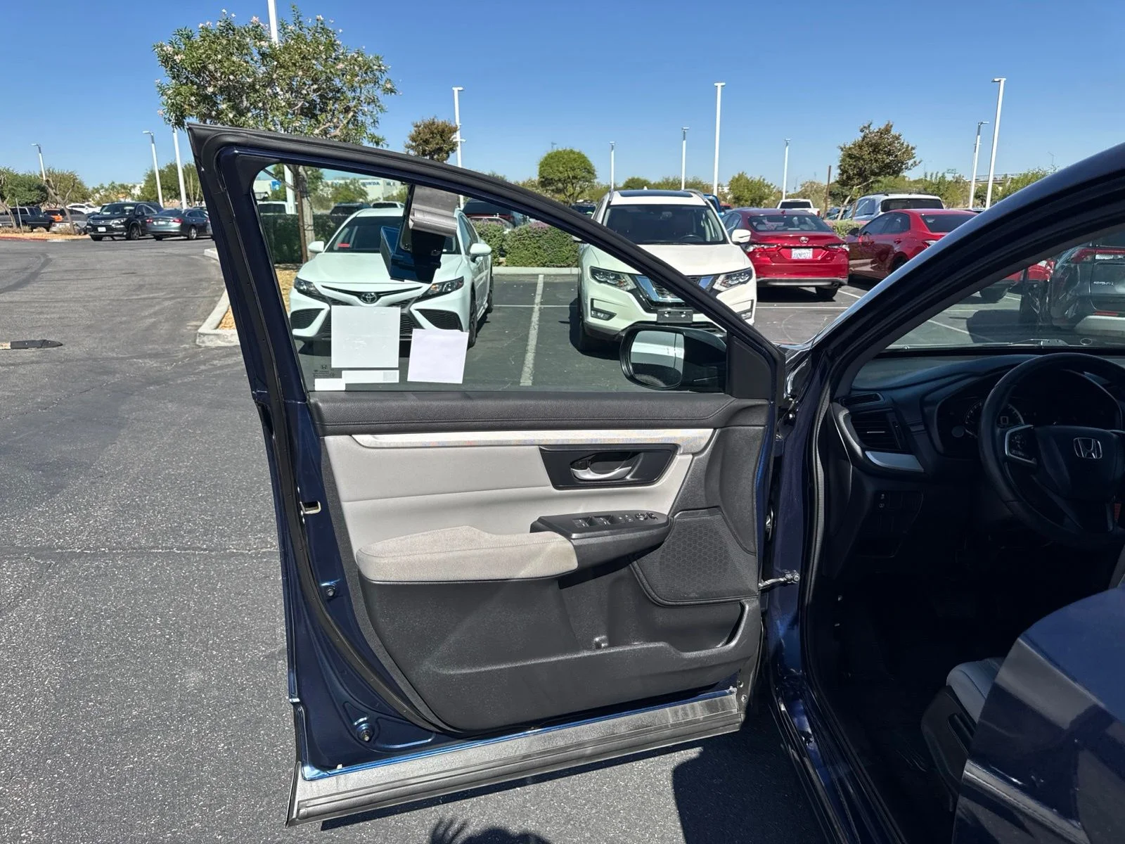 Used 2019 Obsidian Blue Pearl Honda LX image 13