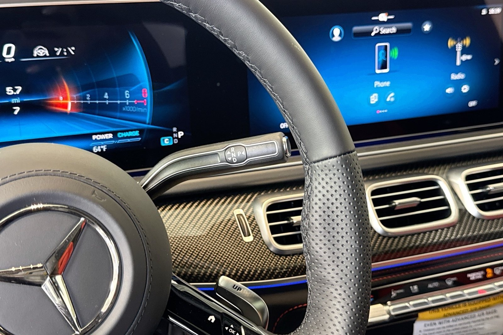 New 2026 MANUFAKTUR Moonlight White Metallic Mercedes-Benz AMG® GLE 63 S image 15