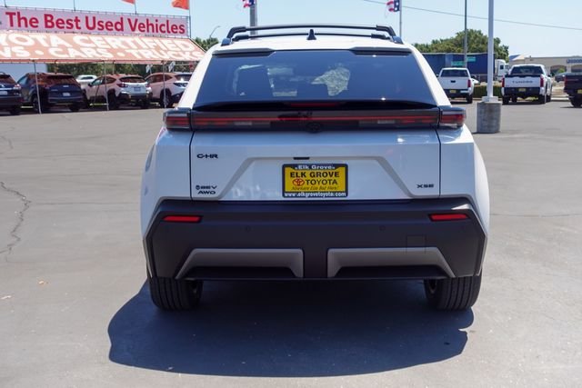 New 2026 Wind Chill Pearl <sup>1</sup> Toyota  XSE image 8