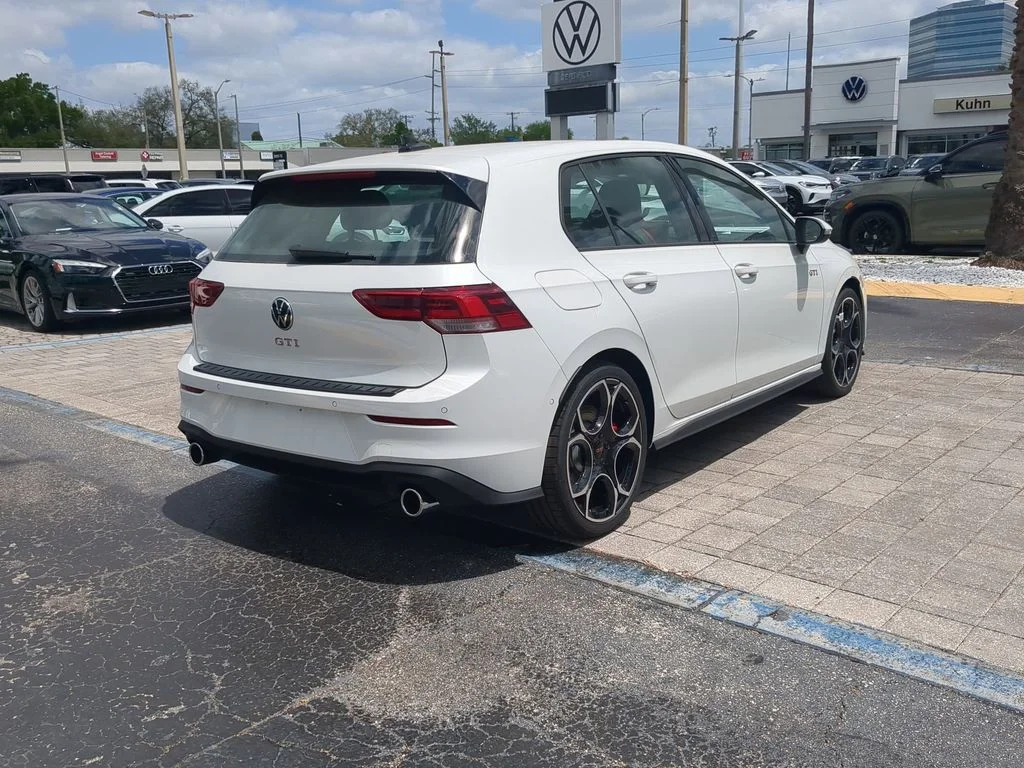 New 2026 White/off-white Volkswagen Autobahn image 4