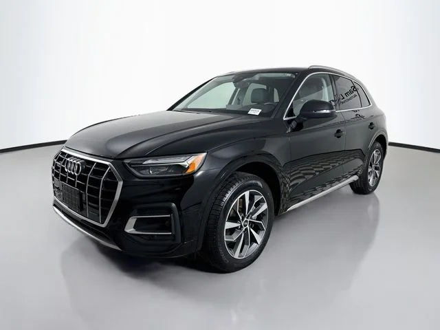 Used 2021  Audi 45 Premium image 3