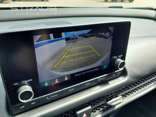 Used 2025 Platinum White Pearl Honda  image 21