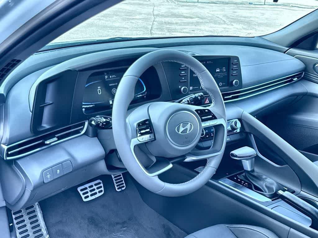 2026 Hyundai Elantra SEL Sport - Photo 13