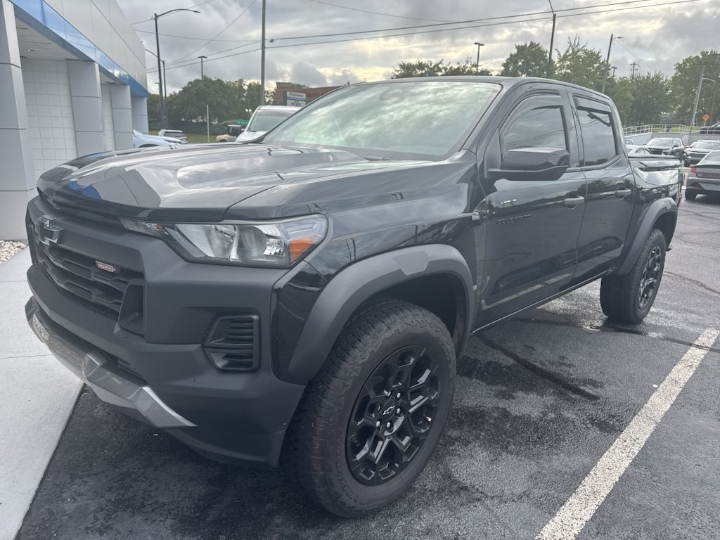 Used 2026 Black Chevrolet Trail Boss image 9