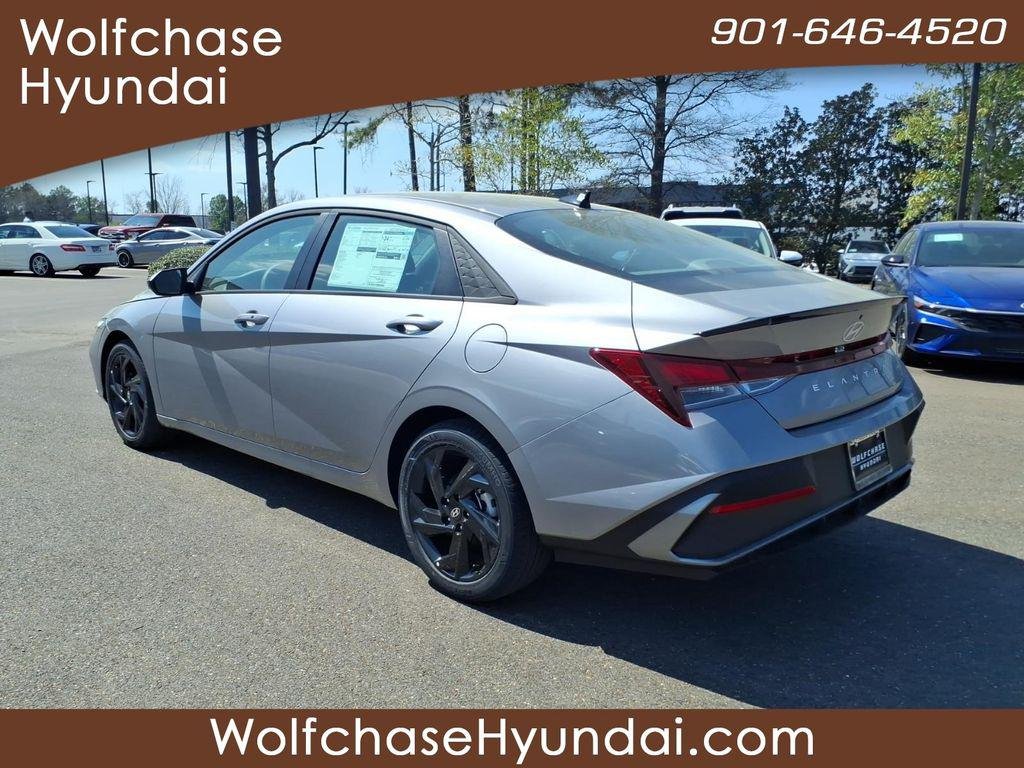 New 2026 Silver Hyundai SEL Sport image 3