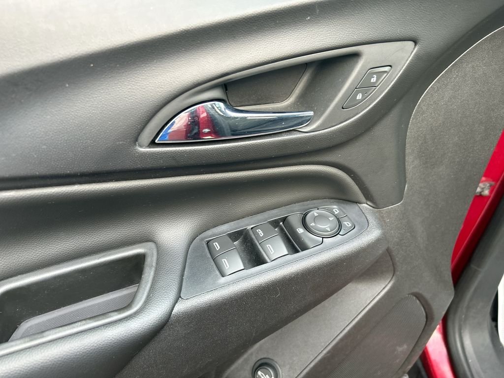 Used 2019 Red Chevrolet LT image 25