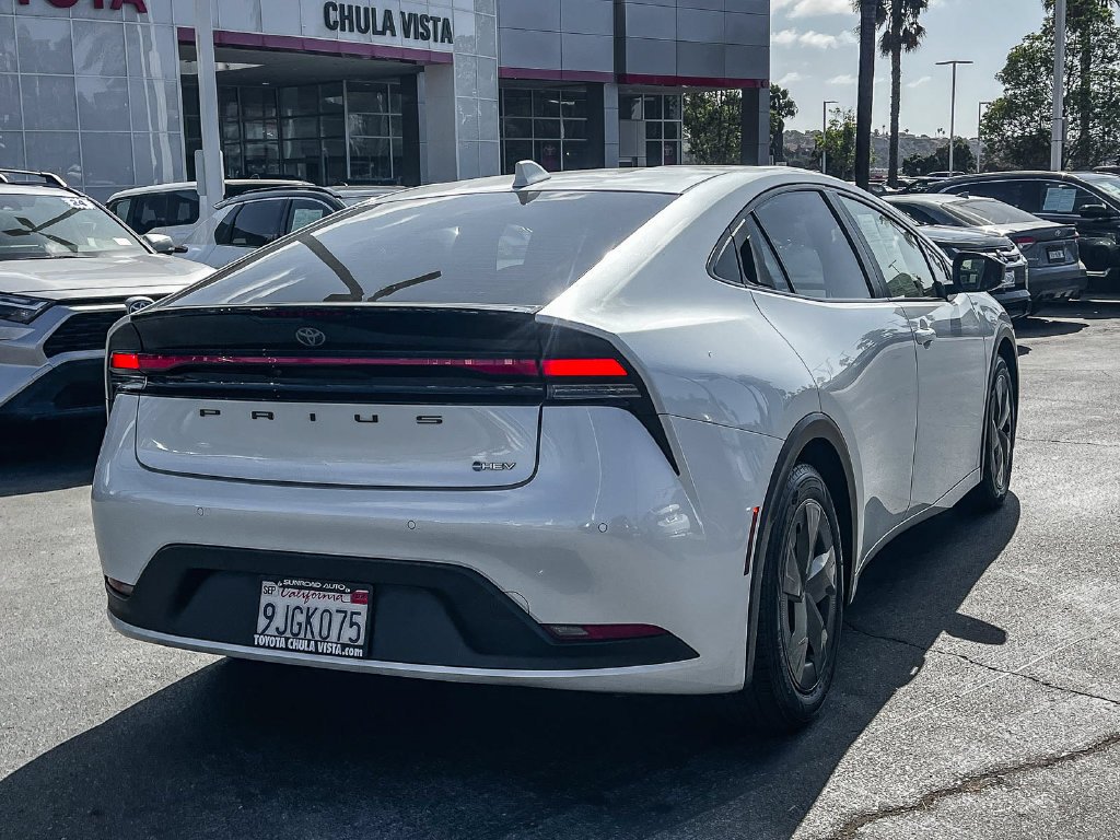 Used 2023 Beige Toyota LE image 6