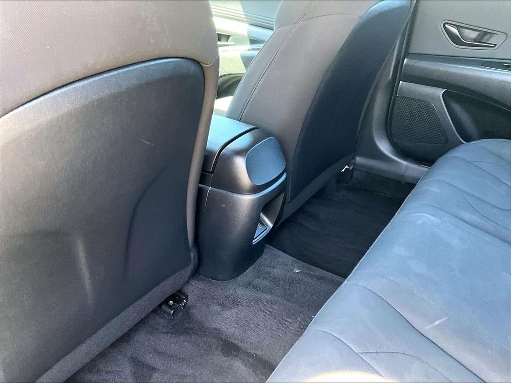 2025 Hyundai Elantra SEL - Photo 23