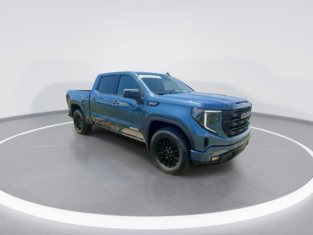 Used 2024 Blue GMC Elevation image 2