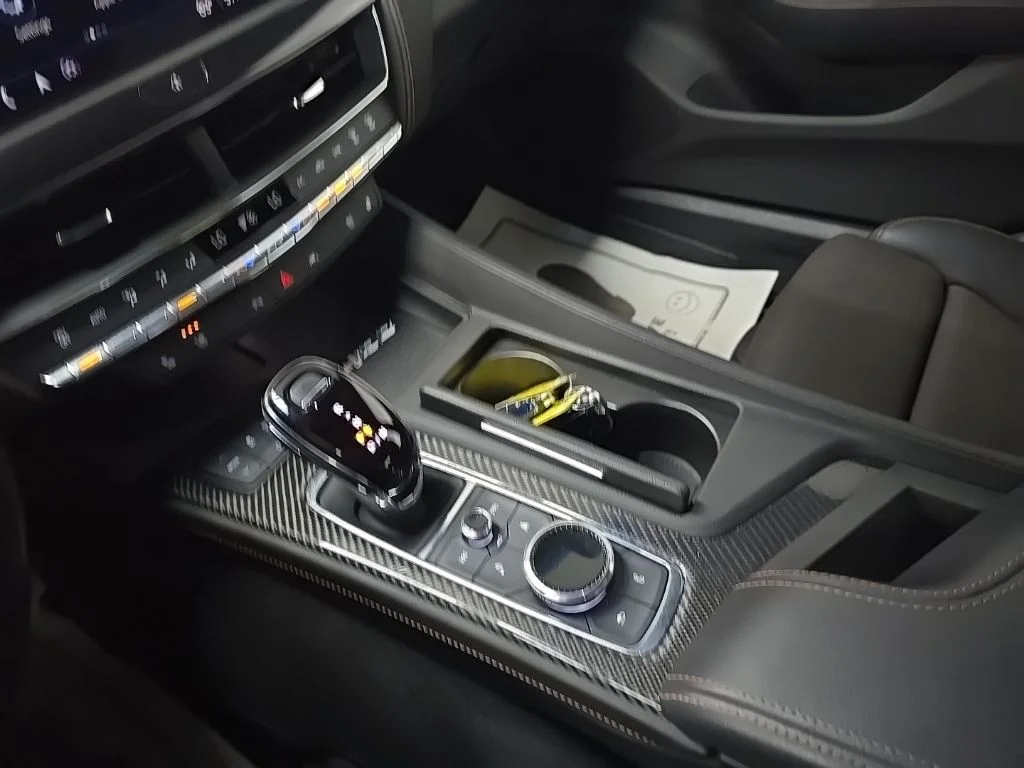Used 2023 White Cadillac V-Series image 30