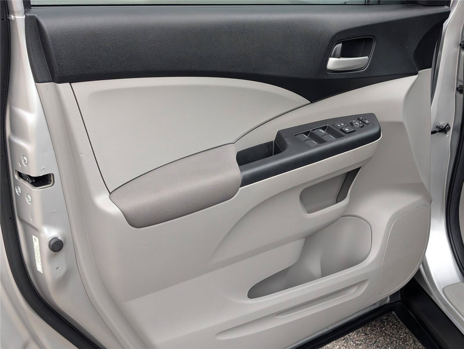 Used 2013 Silver Honda LX image 14