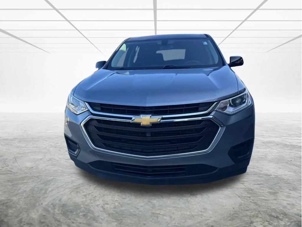 Used 2019 Gray Chevrolet LS image 8