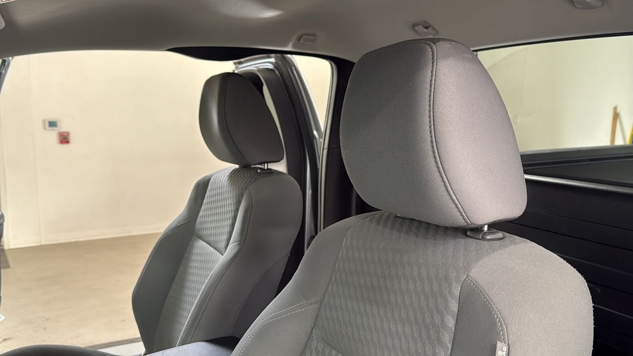 Used 2022 Silver Toyota SR image 13