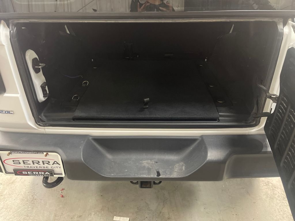Used 2018 White Jeep Unlimited Sport image 24