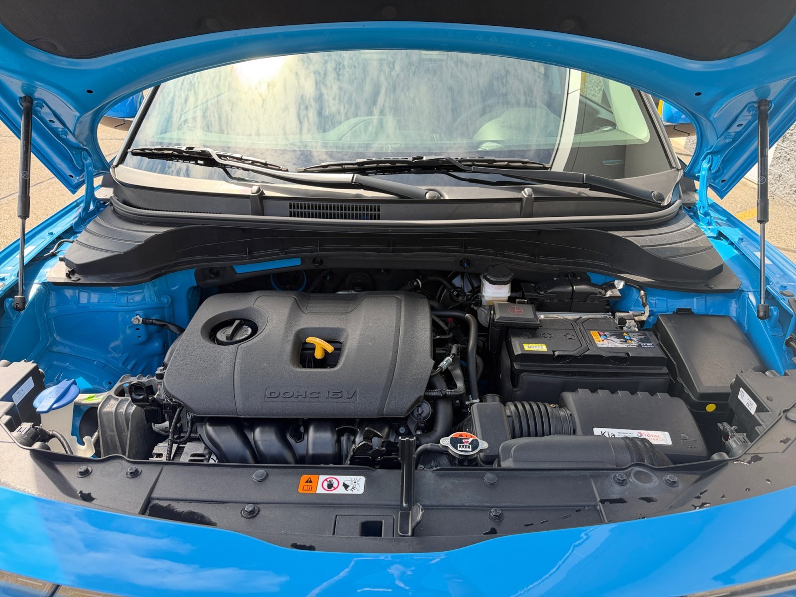 Used 2023 Surf Blue Kia EX image 6