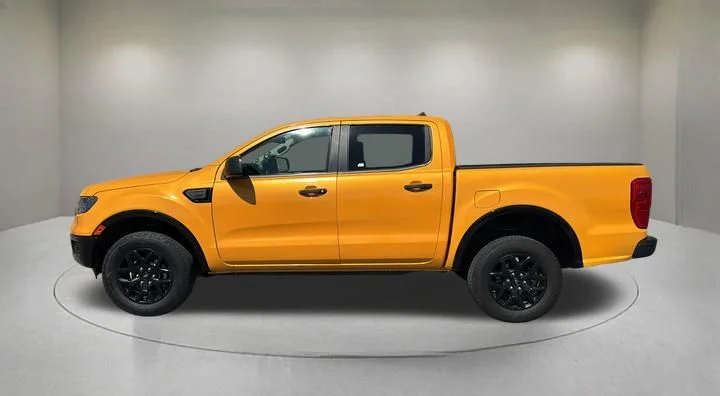 Used 2022 Cyber Orange Metallic Tricoat Ford XLT image 5