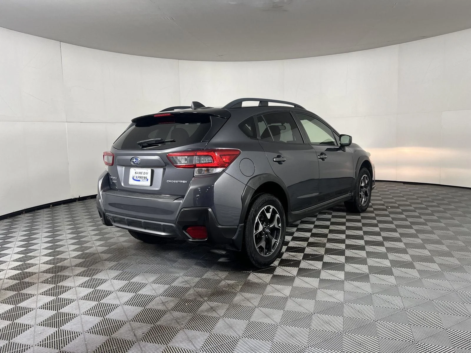 Used 2020 Magnetite Gray Metallic Subaru Premium image 8