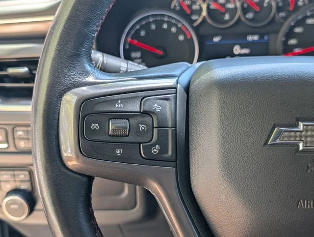 Used 2021 Pearl Chevrolet RST image 14