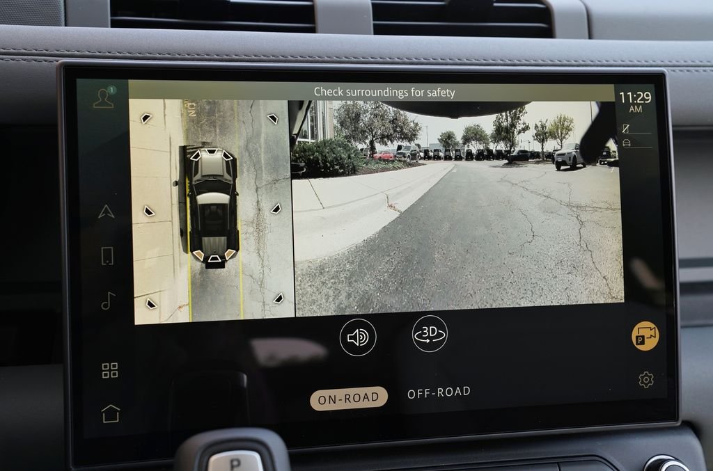 New 2026 Woolstone Green Land Rover X-Dynamic SE image 26