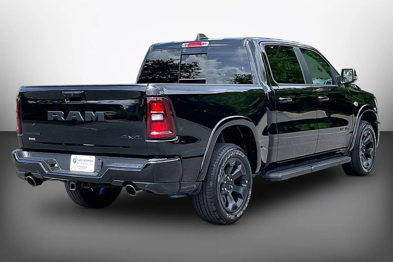 New 2026 Diamond Black Crystal Pearlcoat RAM Big Horn/Lone Star image 8