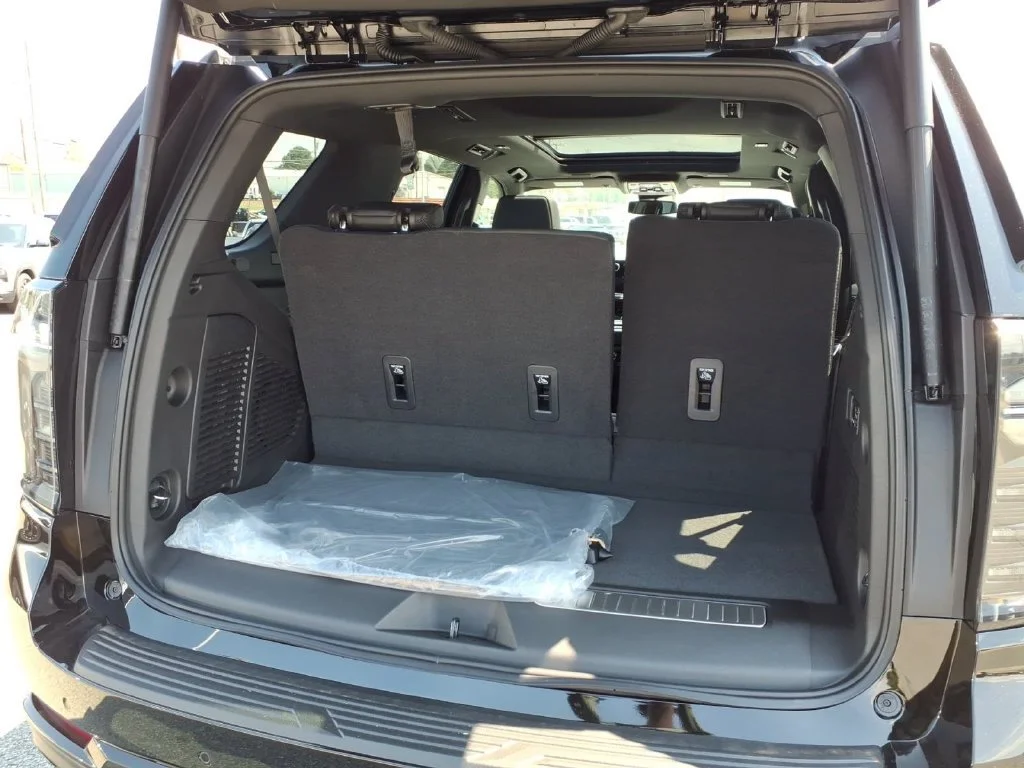 2026 Chevrolet Tahoe RST - Photo 31