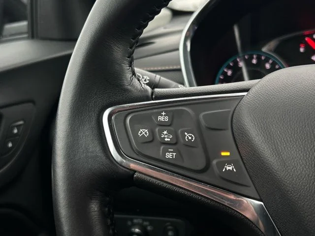 Used 2020 Silver Ice Metallic Chevrolet Premier image 40