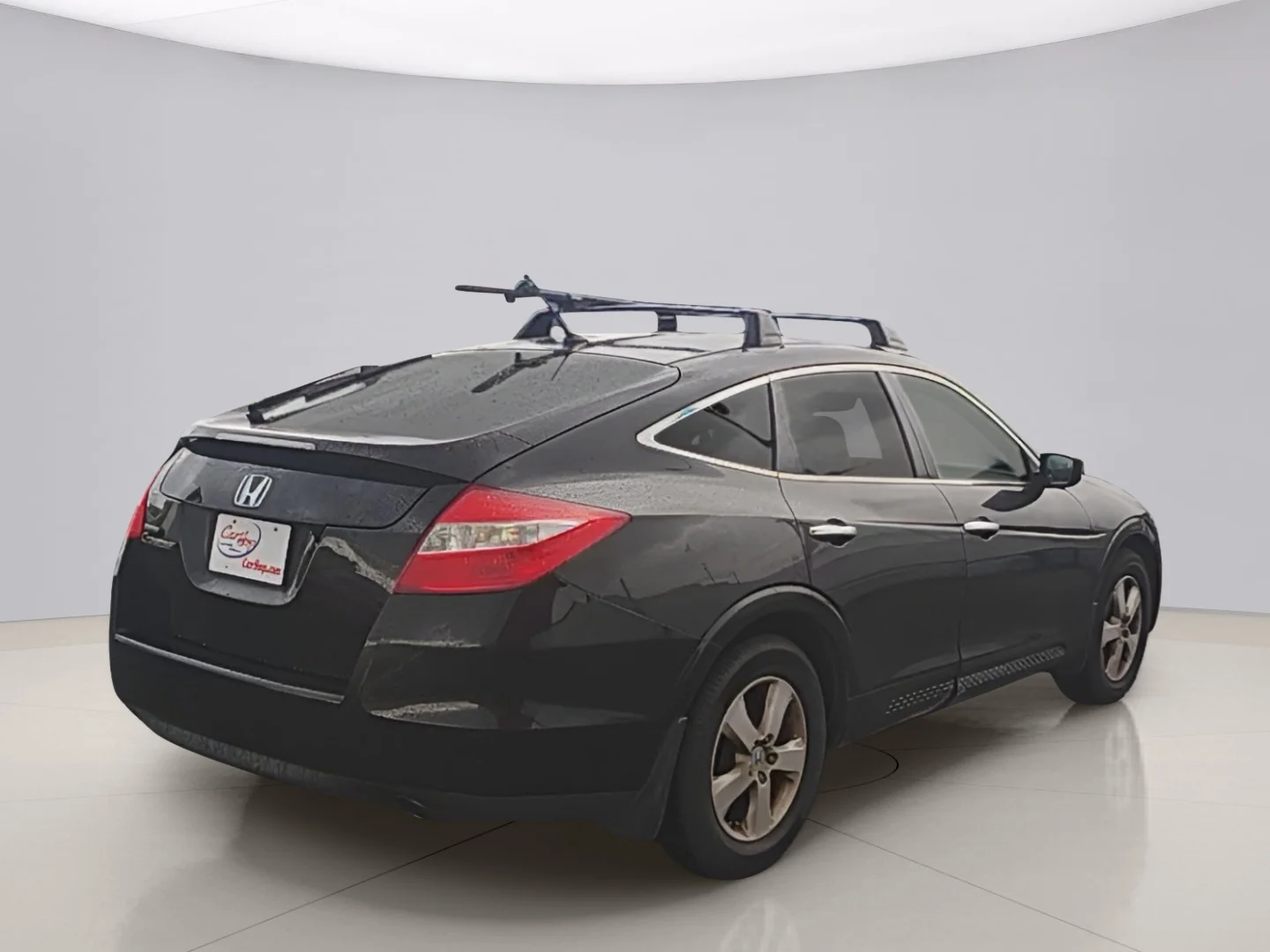 Used 2010 Black Honda CROSSTOUR image 5